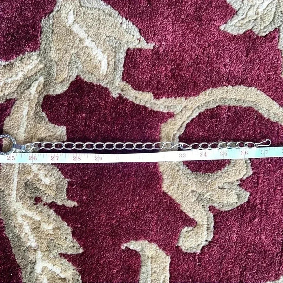 Women’s Silver Tone Chainlink Lightweight Circle Belt OS Fits Most - Picture 13 of 13